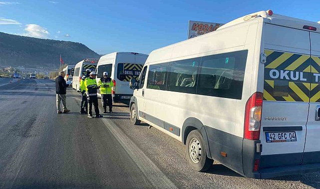 Bozkır'da okul servislerine yönelik denetim gerçekleştirildi