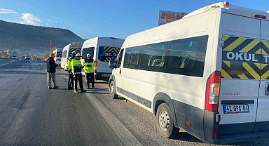 Bozkır'da okul servislerine yönelik denetim gerçekleştirildi