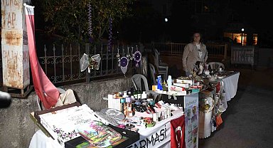 Bu sokakta eğlence ve alışveriş bir arada