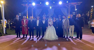 Bülent Turan nikah şahidi oldu