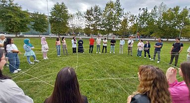 Bulgaristan'dan gelen gençler Kocaeli'de eğitim kampında