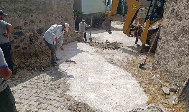 Bünyan Belediyesi'nden ilçede yol ve parke çalışmaları