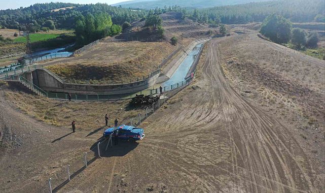 Burdur'da kaybolan keçileri jandarma buldu