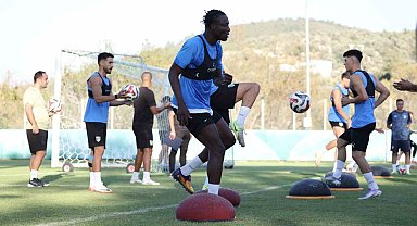 Burhan Eşer: "İyi bir ivme yakaladık, taraftarımıza galibiyet armağan etmek istiyoruz"