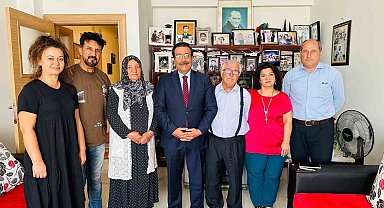 Burhaniye Kaymakamı şehit ailelerini ziyaret etti