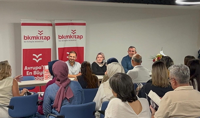 Bursa’da Aile Danışmanlığına Akademik Katkı: Kitap İmza Günü Yoğun İlgi Gördü