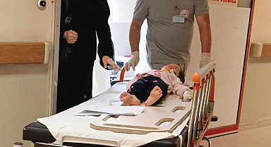 Bursa'da balkondan düşen 2 yaşındaki çocuk yaralandı