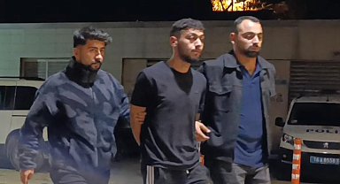 Bursa'da bir genci bıçakla yaralayan şüpheli saklandığı evinde yakalandı