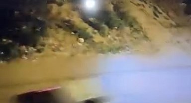 Bursa'da otomobil bisikletli çocuğa çarptı, o anlar kameralara yansıdı