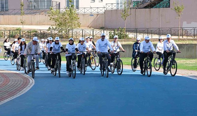 Bursa'da pedallar sürdürülebilir gelecek için döndü
