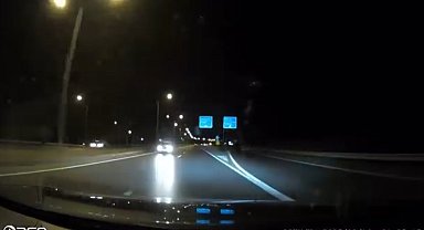 Bursa'da ters yöne giren araç yürekleri ağıza getirdi