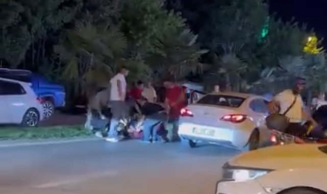 Bursa'da yol verme tartışması kavgaya dönüştü: O anlar kamerada