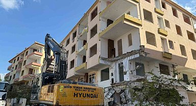 Büyükçekmece'de 9 bloklu sitede kentsel dönüşüm başladı