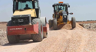 Büyükşehir Siverek'te yol atağına geçti
