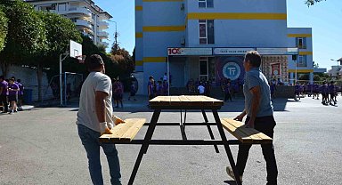 Büyükşehir'den kurumlara bank ve piknik masası desteği