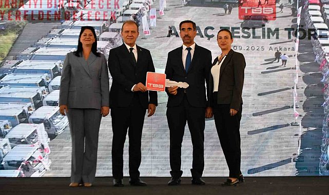 Çameli Belediyesi, Türkiye Belediyeler Birliği tarafından kamyoneti teslim aldı