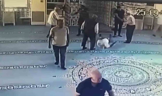 Camide fenalaştı, hastaneye kaldırıldı: O anlar kamerada