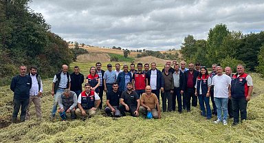 Çanakkale'de çeltikte damlama sulamayı incelediler