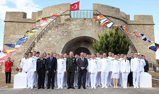 Çanakkale'de Preveze Deniz Zaferi ve Deniz Kuvvetleri Günü kutlandı