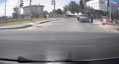 Çanakkale'de yol verme kavgası çıkaran maganda yakalandı