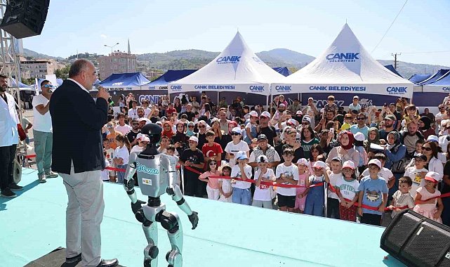 Canik'ten 17 ilçede yapay zeka eğitimleri