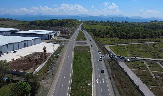 Çarşamba-Ayvacık yolunda çalışmalar hızlandı