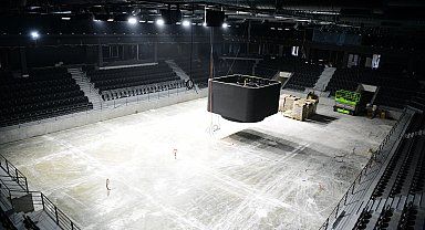 Çayırova'nın yeni salonunda koltuk montajı tamam