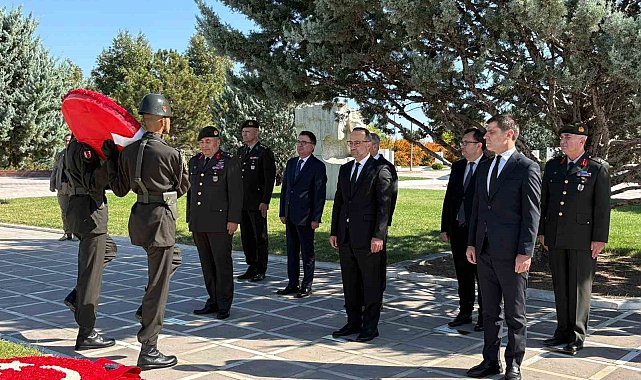 Cemal Gürsel mezarı başında anıldı