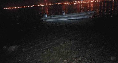 Çeşme'de 32 kaçak göçmen sahilde yakalandı