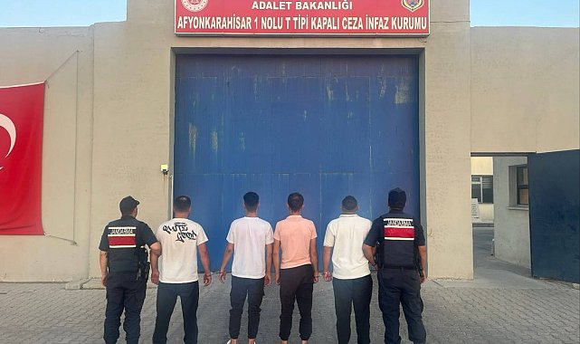 Cezaevinden izinli çıkıp uyuşturucu satmaya çalışırken yakalandı