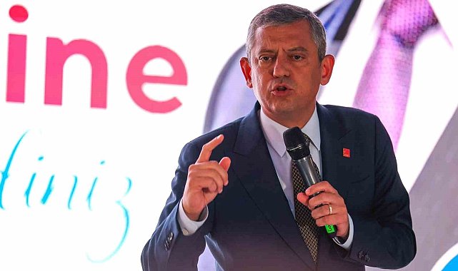 CHP Genel Başkanı Özel: "Merkezi hükümetle yerel yönetim birbirinin düşmanı değildir"