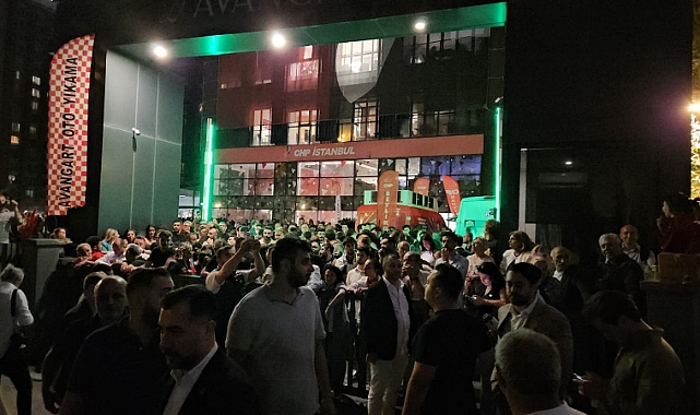 CHP, İstanbul İl Başkanlığı binasını kapatma kararı aldı