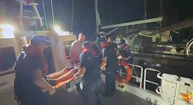 Çiftlik koyunda yaralanan vatandaşa Sahil Güvenlikten tıbbi tahliye