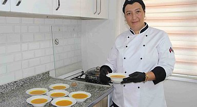 Cizre'de kursiyer kadınlar ADEM'de tescilli "Bırınczer" tatlısını öğreniyor