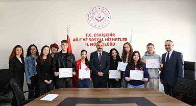 Çocuk Hakları İl Komitesi üyelerine teşekkür belgeleri takdim edildi