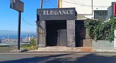 Çocuklarının gözü önünde babaya tokat atan şahsın iş yerine silahlı saldırı