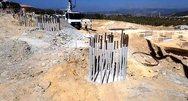 Çökme yaşanan karayolunda çalışmalar aralıksız devam ediyor