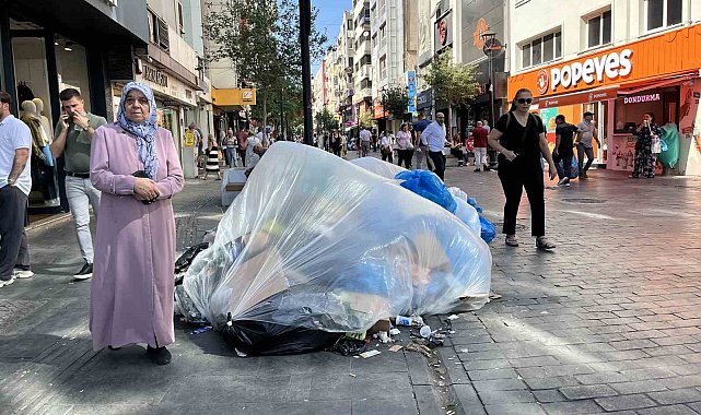 Çöp dağları Karşıyaka'ya uzandı