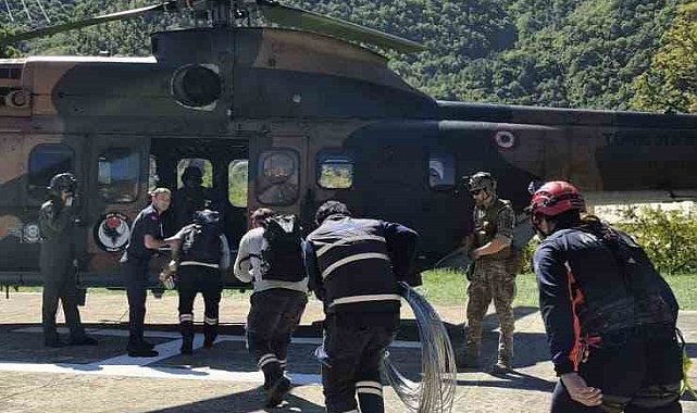 Çoruh Edaş'tan sel felaketinin yaşandığı Artvin'in dağ köylerine helikopterle müdahale