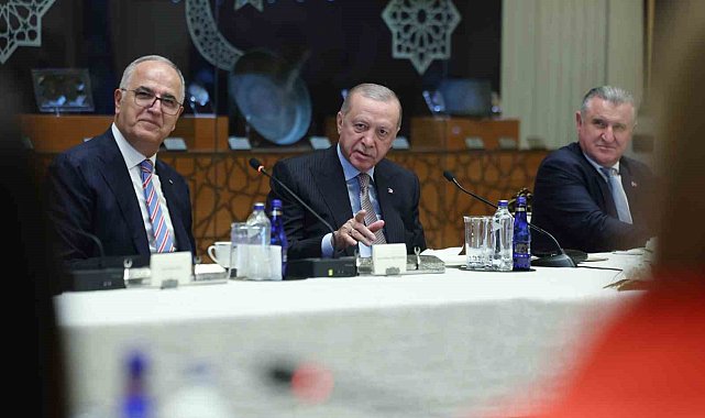 Cumhurbaşkanı Erdoğan, A Milli Kadın Voleybol Takımı'nı kabul etti