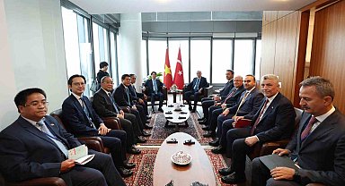 Cumhurbaşkanı Erdoğan, Vietnam Devlet Başkanı Luong Cuong ile görüştü