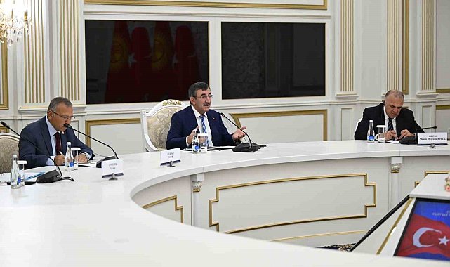 Cumhurbaşkanı Yardımcısı Yılmaz, Kırgızistan Bakanlar Kurulu Başkanı Kasımaliyev ile görüştü
