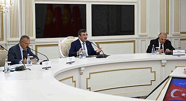 Cumhurbaşkanı Yardımcısı Yılmaz, Kırgızistan Bakanlar Kurulu Başkanı Kasımaliyev ile görüştü