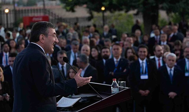 Cumhurbaşkanı Yardımcısı Yılmaz: "Biz Avrupa Birliği'yle pozitif bir gündem oluşturmak istiyoruz"