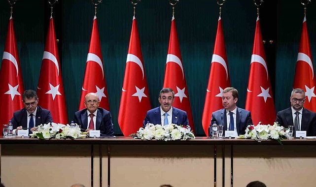 Cumhurbaşkanı Yardımcısı Yılmaz: "Enflasyonu düşürdükçe büyüme potansiyelimiz yukarı taşınacak"