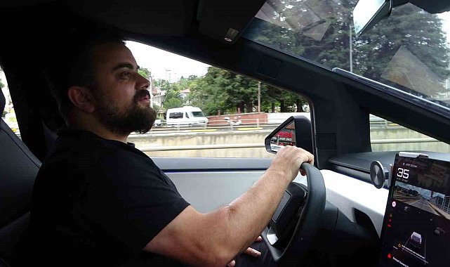 Cybertruck ile çay taşıdı, Karadeniz'de dağ tepe demeden gezdi