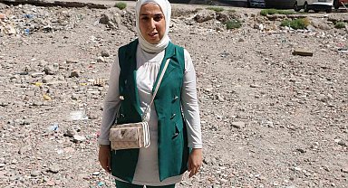 Depremde yaklaşık 60 saat sonra enkazdan çıkarılmıştı, yaşadıklarını kitap haline getirdi