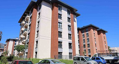 Depremin simgesi Ebrar Sitesi'nde yeni hayat başladı: 678 konut ve 99 iş yeri tamamlandı