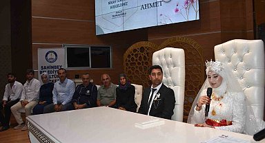 Depremzede çift "kötü gün dostu" personelin nikah şahidi oldu