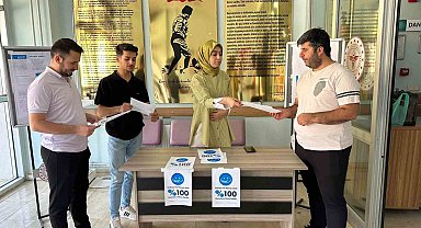 Derecik Devlet Hastanesi'nde tütünsüz yaşama destek standı açıldı